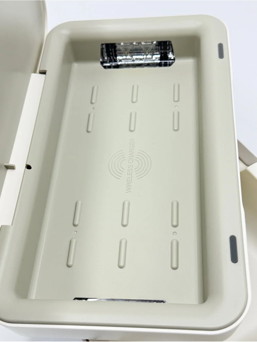 New Samsung UV Sanitizer Wireless Charging Dock, GP-TOU020SACWU
